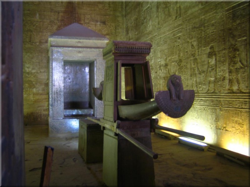 364Aegypten2007EdfuTempel.JPG