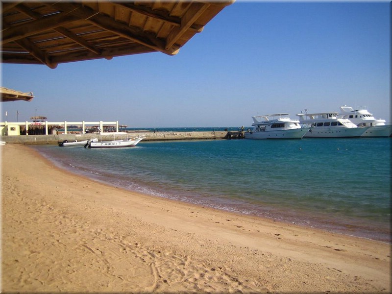628Aegypten2007HurghadaPalmBeach.JPG