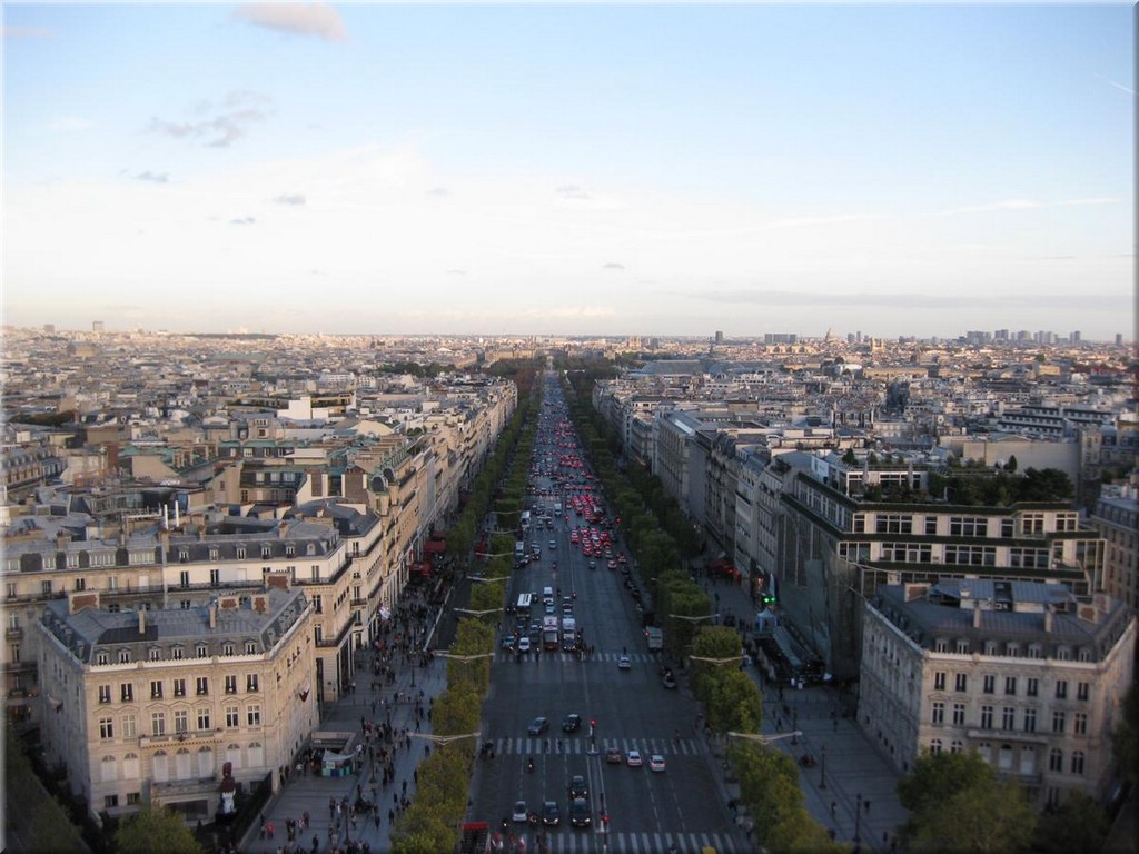 2_Paris_2012_085CampsElises.JPG