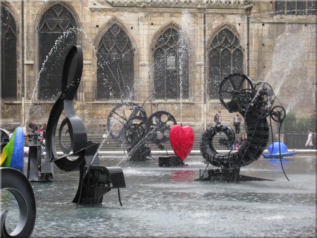 2_Paris_2012_101TinguliAmPopidou.JPG