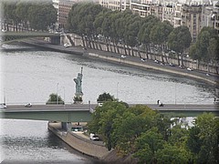 2_Paris_2012_180ParisFreiheitsstatur.JPG