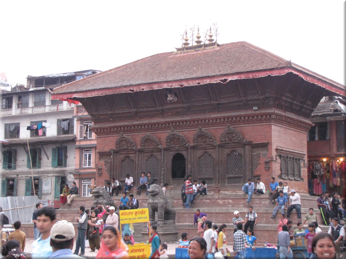 2013_04_18_Kathmandu0010_Thamel.JPG