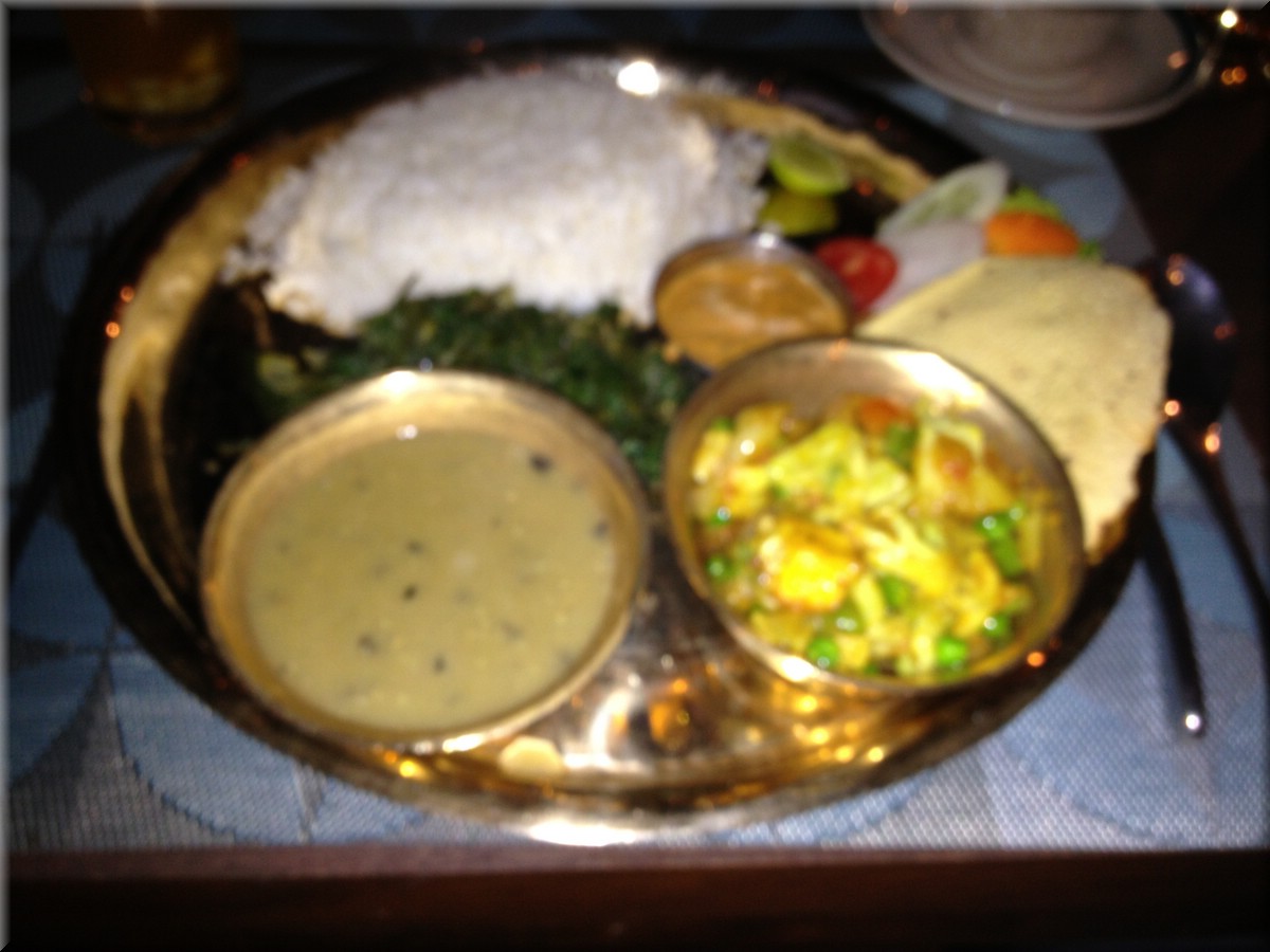 2013_04_18_Kathmandu1049_dal_bhat_Thamel.JPG