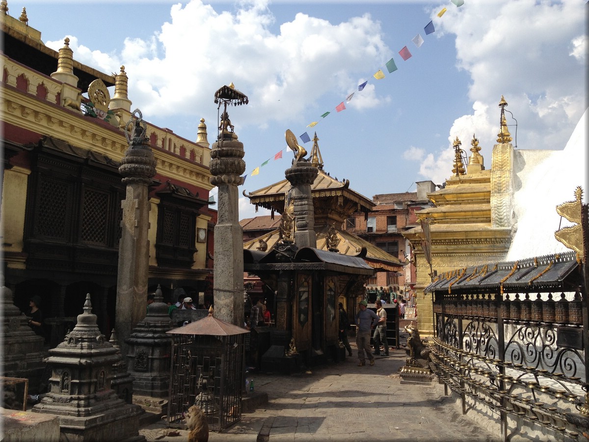 2013_04_19_Kathmandu_Swayambhunath_oder_monkey_temple1020.JPG