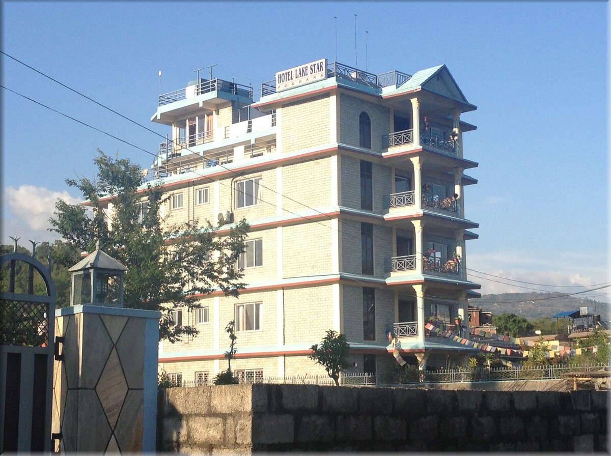 2013_04_21_Pokhara1036Hotel_Lakestar_absolut_TOP.JPG