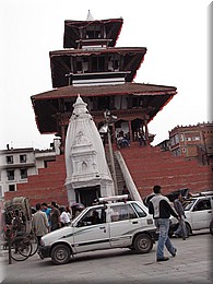 2013_04_18_Kathmandu0008_Thamel.JPG