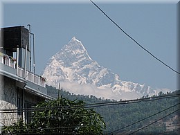 2013_04_27_Pokhara_World_Peace_Pagoda_Devis_Fall0419.JPG