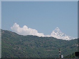 2013_04_27_Pokhara_World_Peace_Pagoda_Devis_Fall0424.JPG