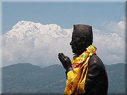 2013_04_27_Pokhara_World_Peace_Pagoda_Devis_Fall0445.JPG