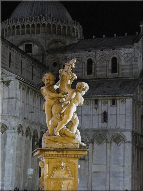 03_Pisa_by_night_ (23).JPG