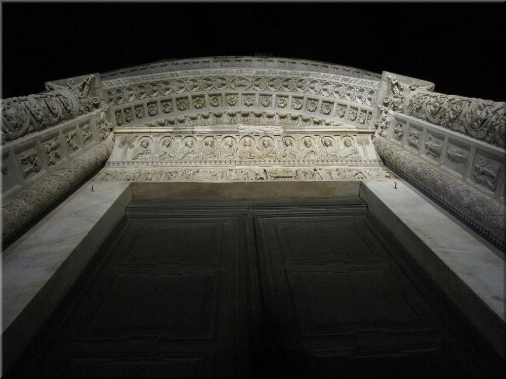 03_Pisa_by_night_ (67).JPG