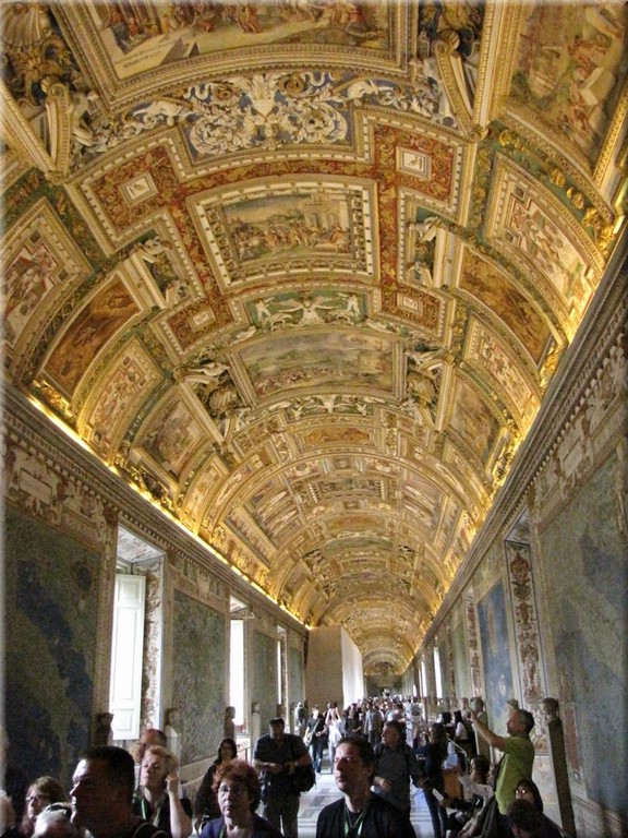 07_Rom_03_Mai_Vatikanische_Museen_ (28).JPG