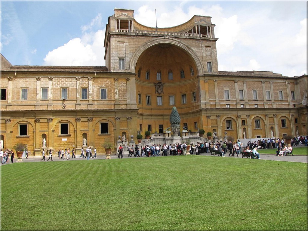 07_Rom_03_Mai_Vatikanische_Museen_ (4).JPG
