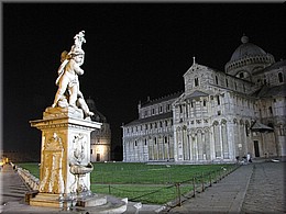 03_Pisa_by_night_ (26).JPG