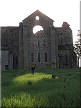 Italien_20012_080_San_Galgano.JPG