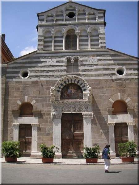11Lucca059.JPG