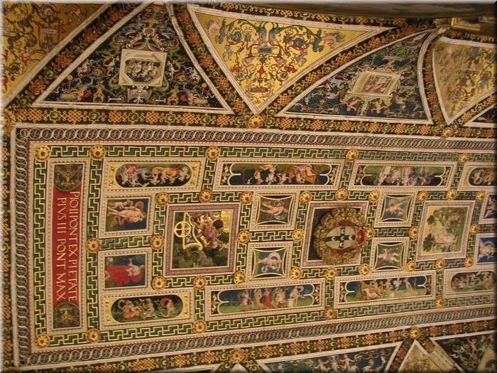 17Siena017.JPG
