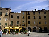 11Lucca013.JPG