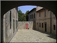 14Populonia008.JPG