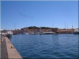 0093 Hafenbecken St Tropez.JPG