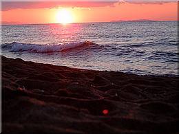 0877 Sonnenuntergang vor Populonia im Golfo di Baratti.JPG