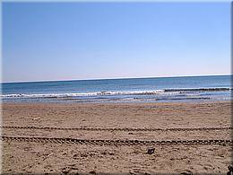 1230 Orbetello Port Ercole abentaeuerliche Umrundung klasse Strand millionen Moskitos.JPG