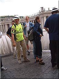 1411 Rom Vatikanstadt Plazza Venezia und Coloseum by night.jpg