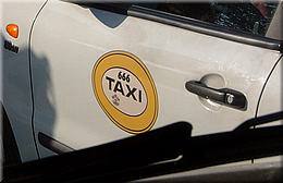 2418 2248 2186 Taxi 666 - Genua on my way back home.JPG